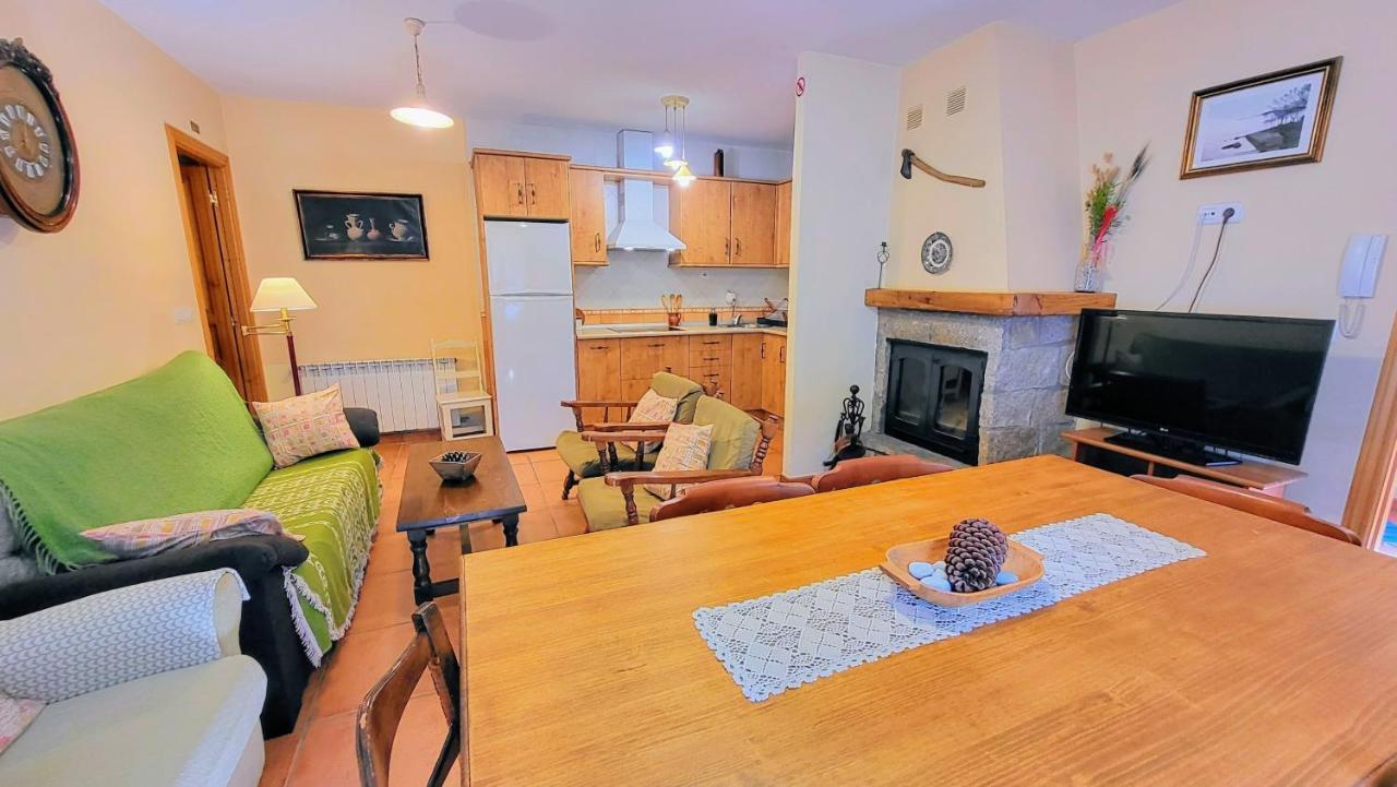 Conjunto Entre Acebos Guest House Sotillo de Sanabria Bagian luar foto